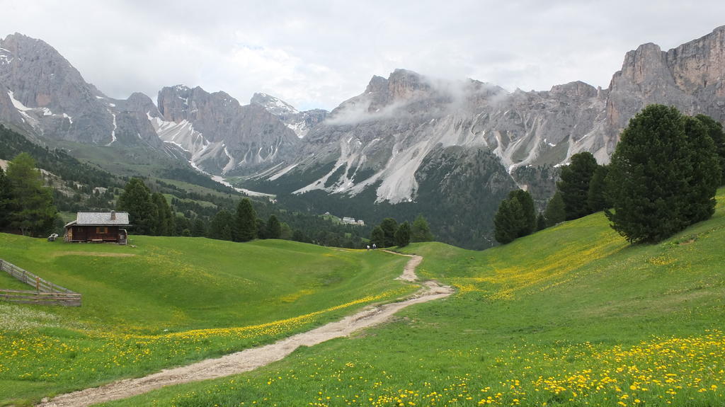 Garni Le Chalet Santa Cristina Val Gardena Eksteriør billede
