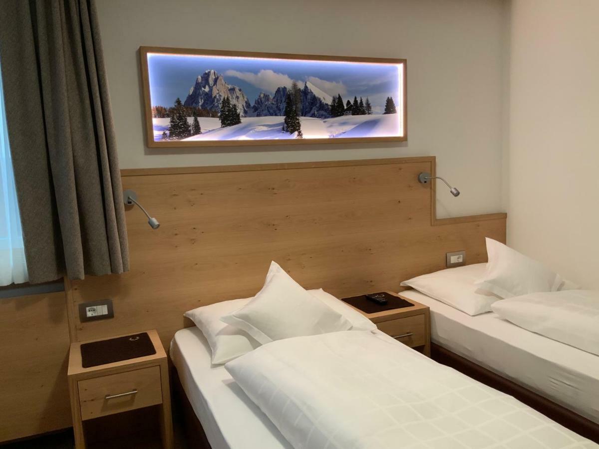Garni Le Chalet Santa Cristina Val Gardena Eksteriør billede